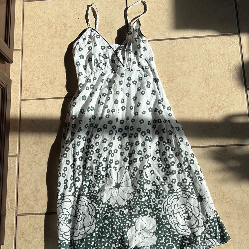 Romy white and green summer dress size small